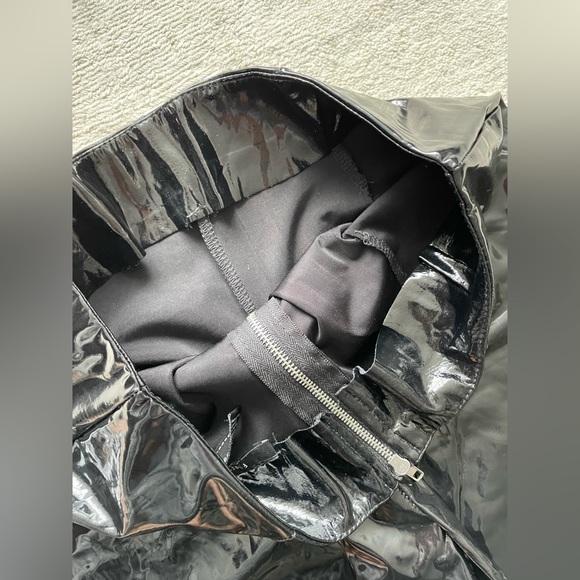 Devil costume. Vinyl leggings and tube top - Picture 3 of 6